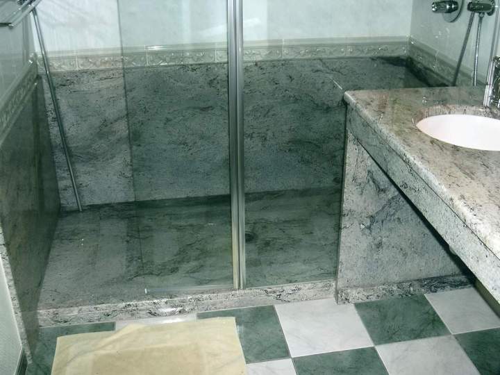 Aménagement salle de bains luxe marbre Chanceaux-sur-Choisille